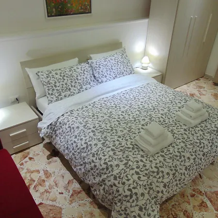 A Casa Di Paola Лечче