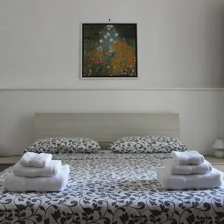 A Casa Di Paola Bed & Breakfast Lecce